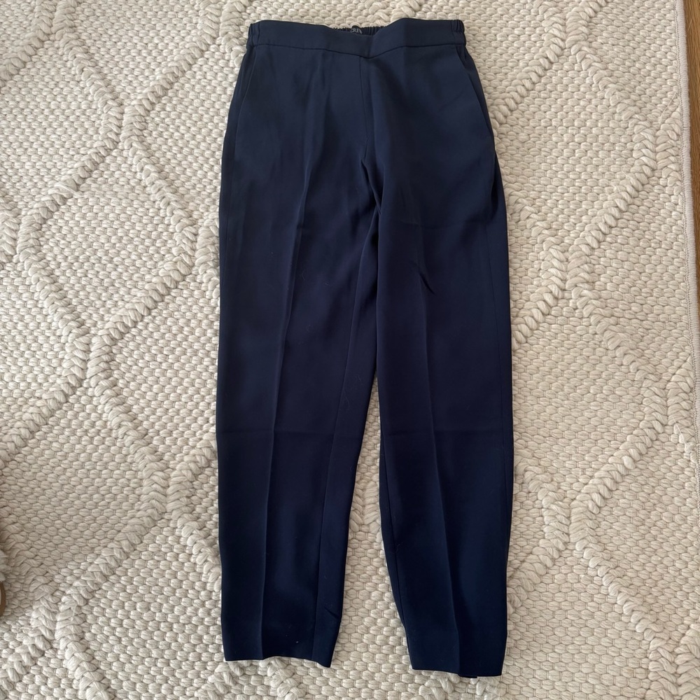 J crew women’s Navy Pants size 2
Brand new with tags